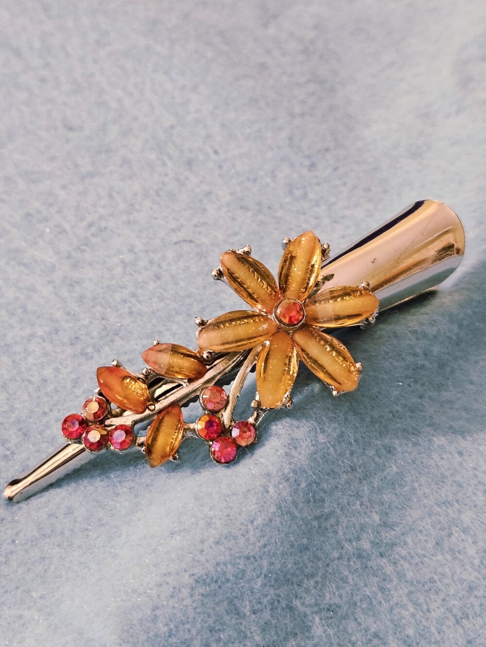 1970s VTG Lucite & Pink Rhinestone Flower Hair Clip- Barrette Silvertone 3"L